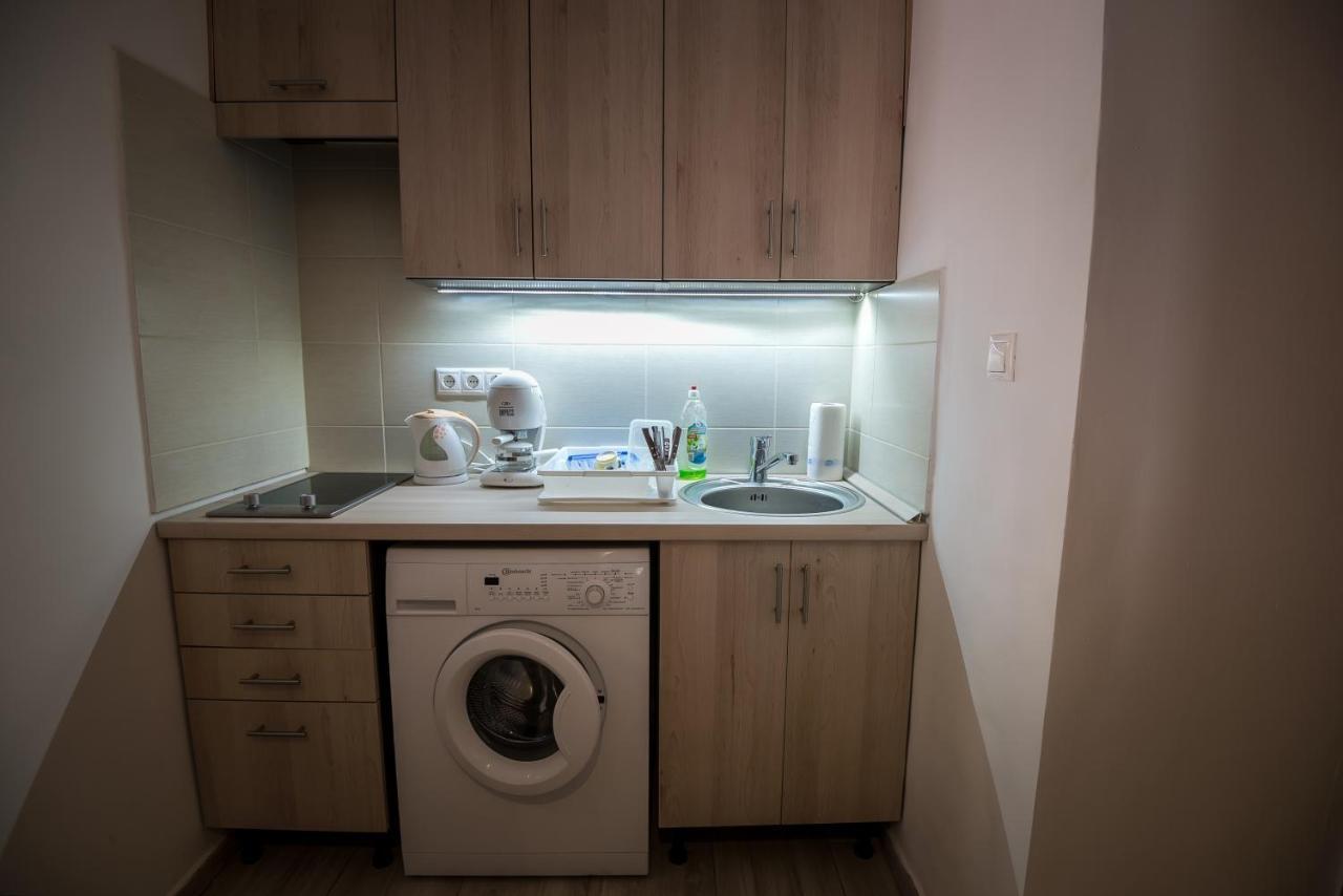 Mokka Apartman Szegedin Exterior foto