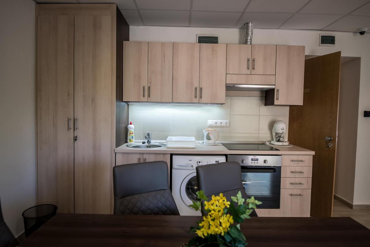 Mokka Apartman Szegedin Exterior foto