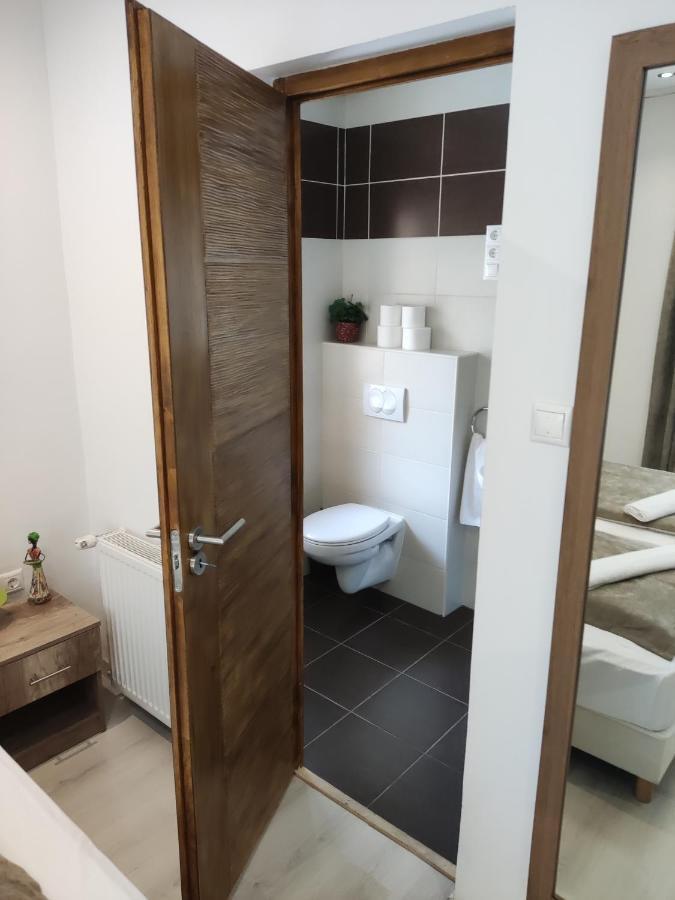 Mokka Apartman Szegedin Exterior foto